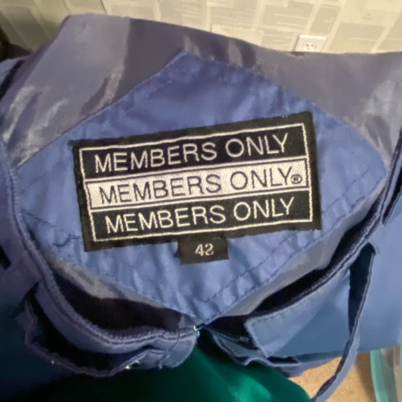 Vintage Members only blue jacket - Picture 3 of 5
